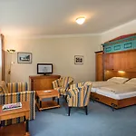 Hotel Mondi Bellevue Gastein 4*